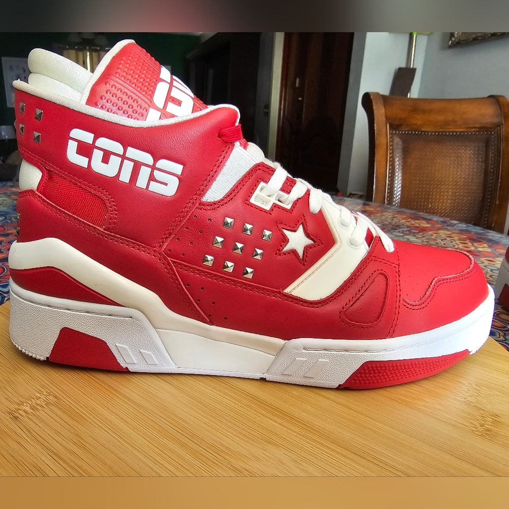 ⭐️Converse- ERX 260 MID (163800c)